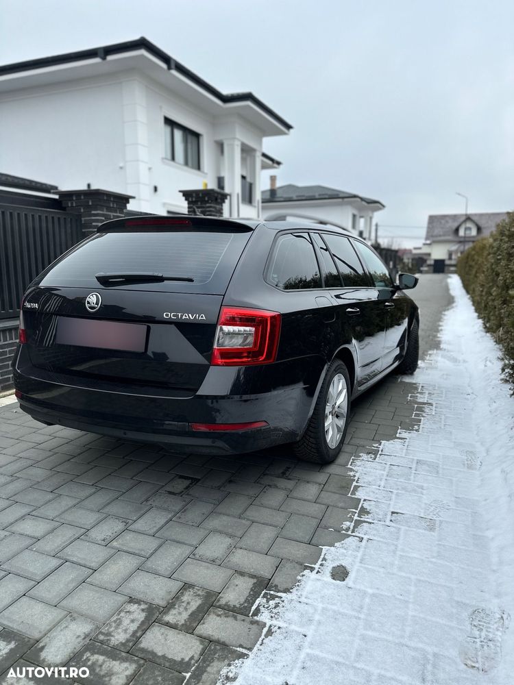 Skoda Octavia 2.0 TDI Style - 3