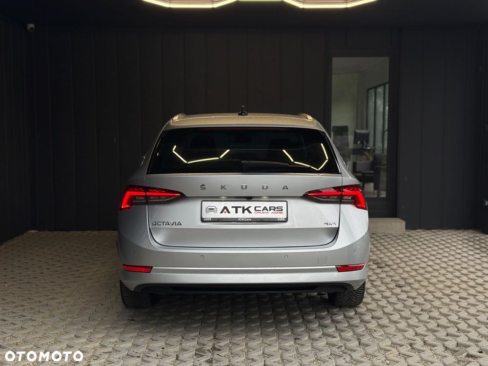 Skoda Octavia 2.0 TSI 4x4 Style DSG - 10