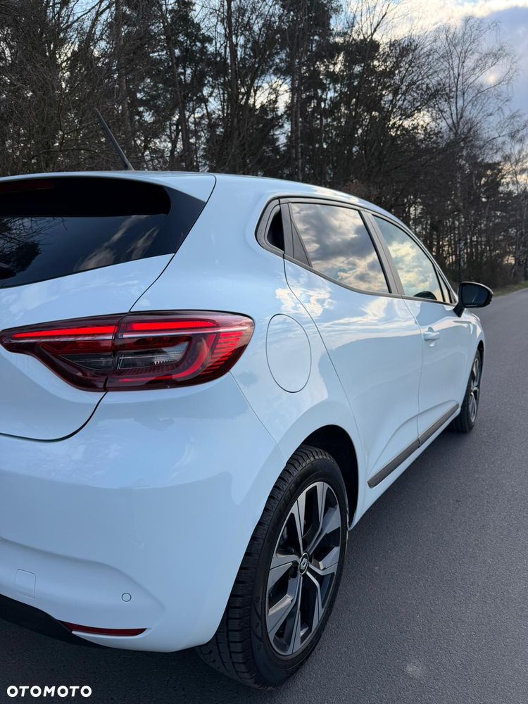 Renault Clio BLUE dCi 100 BUSINESS EDITION - 10