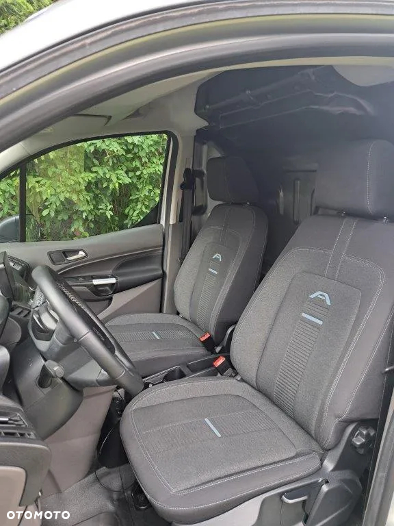 Ford Transit Connect - 7