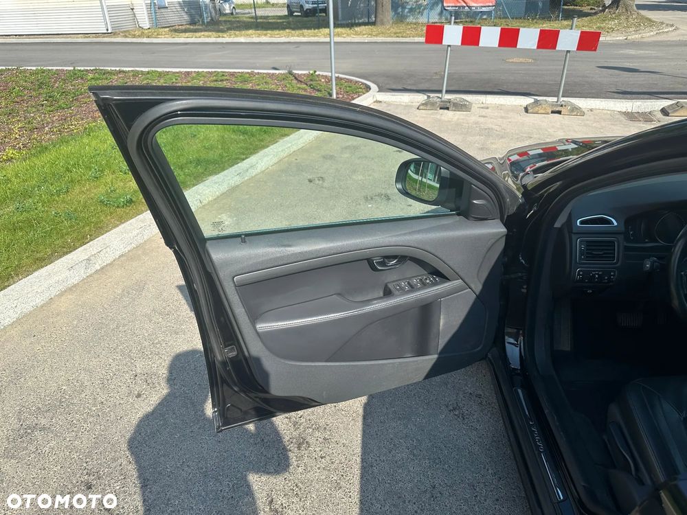 Volvo V70 D4 Geartronic Momentum - 11