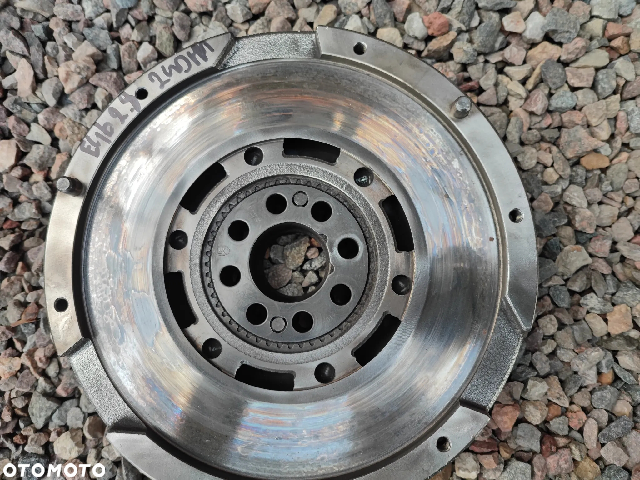 BMW E36 / E39 / E38 / Z3 / E34 ORYGINALNE KOŁO ZAMACHOWE DWUMASOWE POD TARCZĘ SPRZĘGŁA 228MM DO SILNIKÓW GAMY M52 / M50 ( M52B20 / M50B20 )  O NR. 21 21 1 222 512 / 21 21 1 223 542 / 21 20 1 223 418 /  21 21 1 223 593 OEM  SPRAWNE W 100% - 13