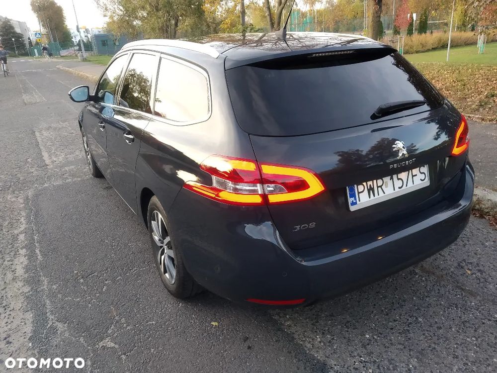 Peugeot 308 1.5 BlueHDi Allure S&S - 4