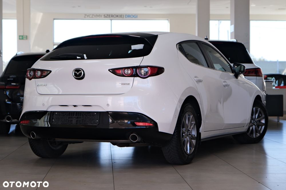 Mazda 3 - 8