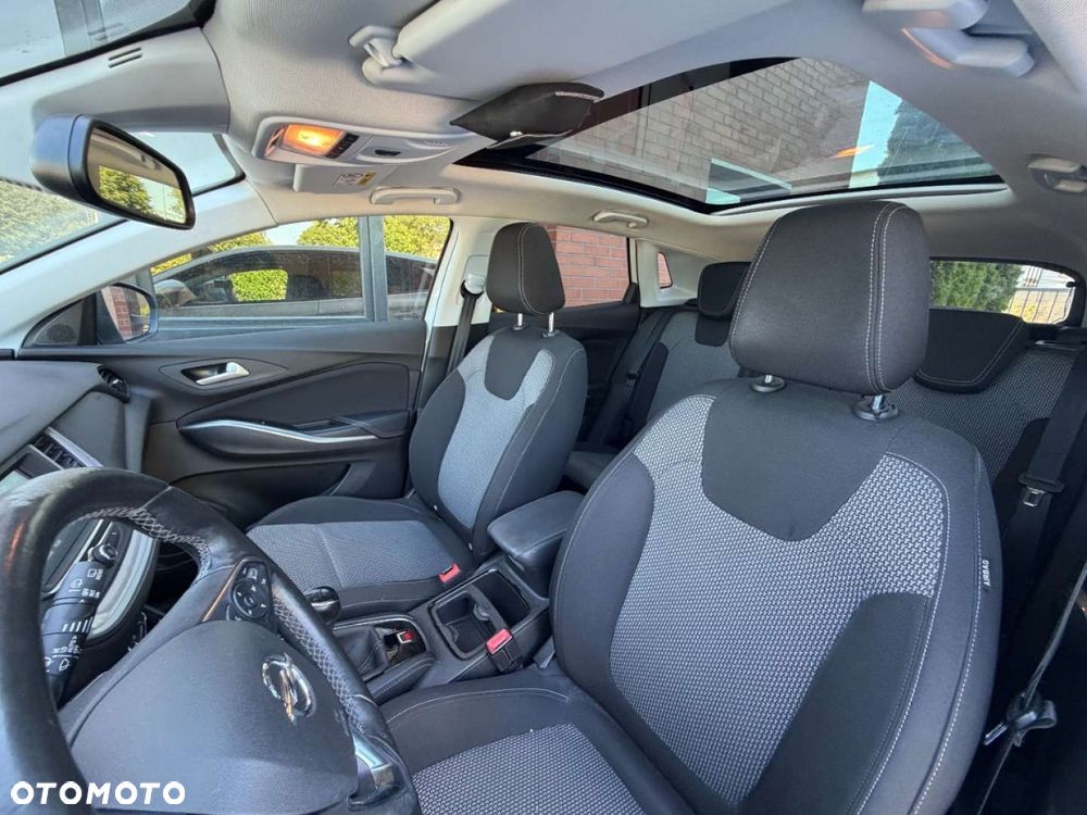 Opel Grandland X 1.2 T GPF Enjoy S&S - 9