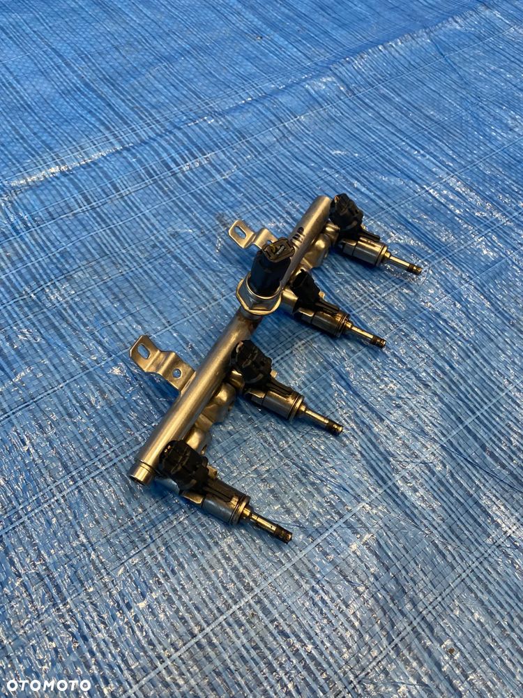 LISTWA WTRYSKOWA WTRYSKI WTRYSKIWACZE CITROEN PEUGEOT 1.6THP V7568051 0261500 - 2