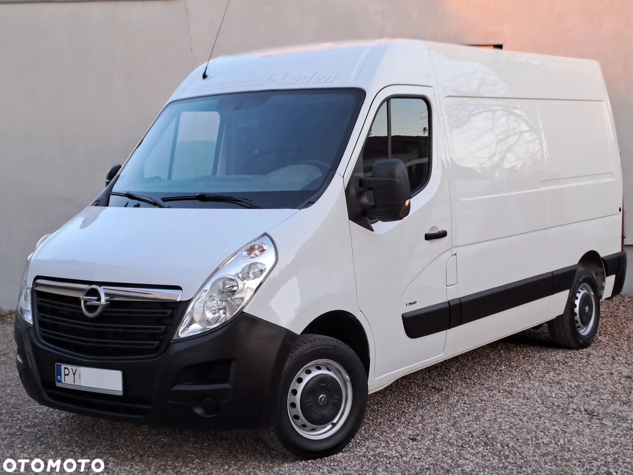 Opel * M O V A N O * - 14