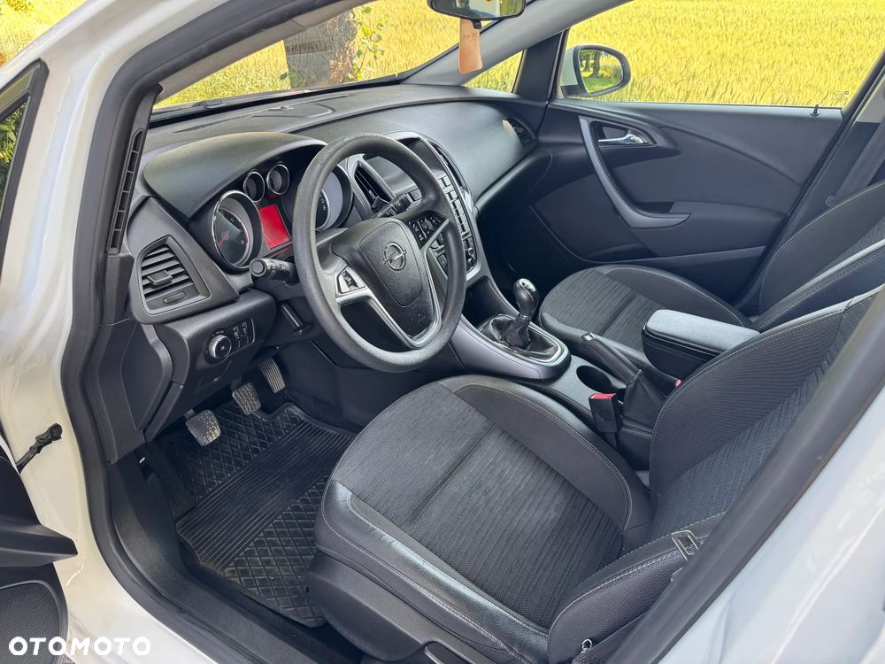 Opel Astra 1.4 T EU6 - 11