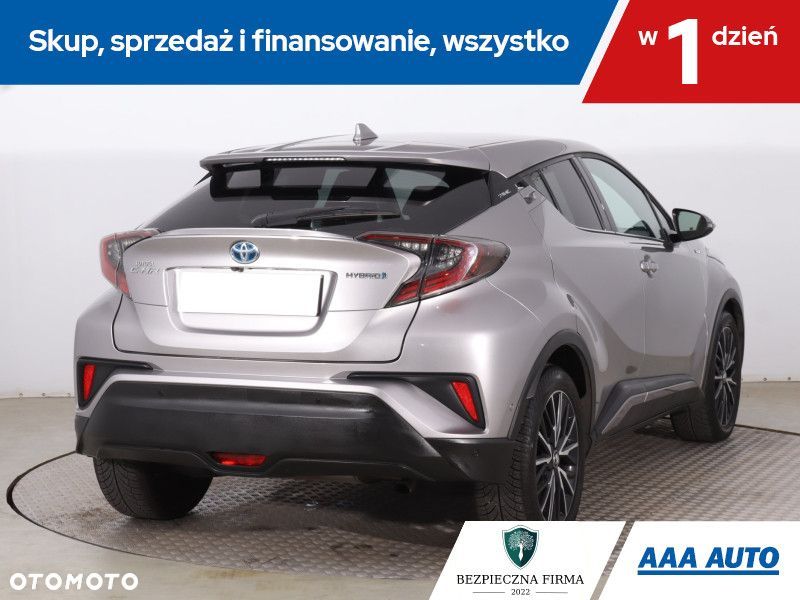 Toyota C-HR - 7
