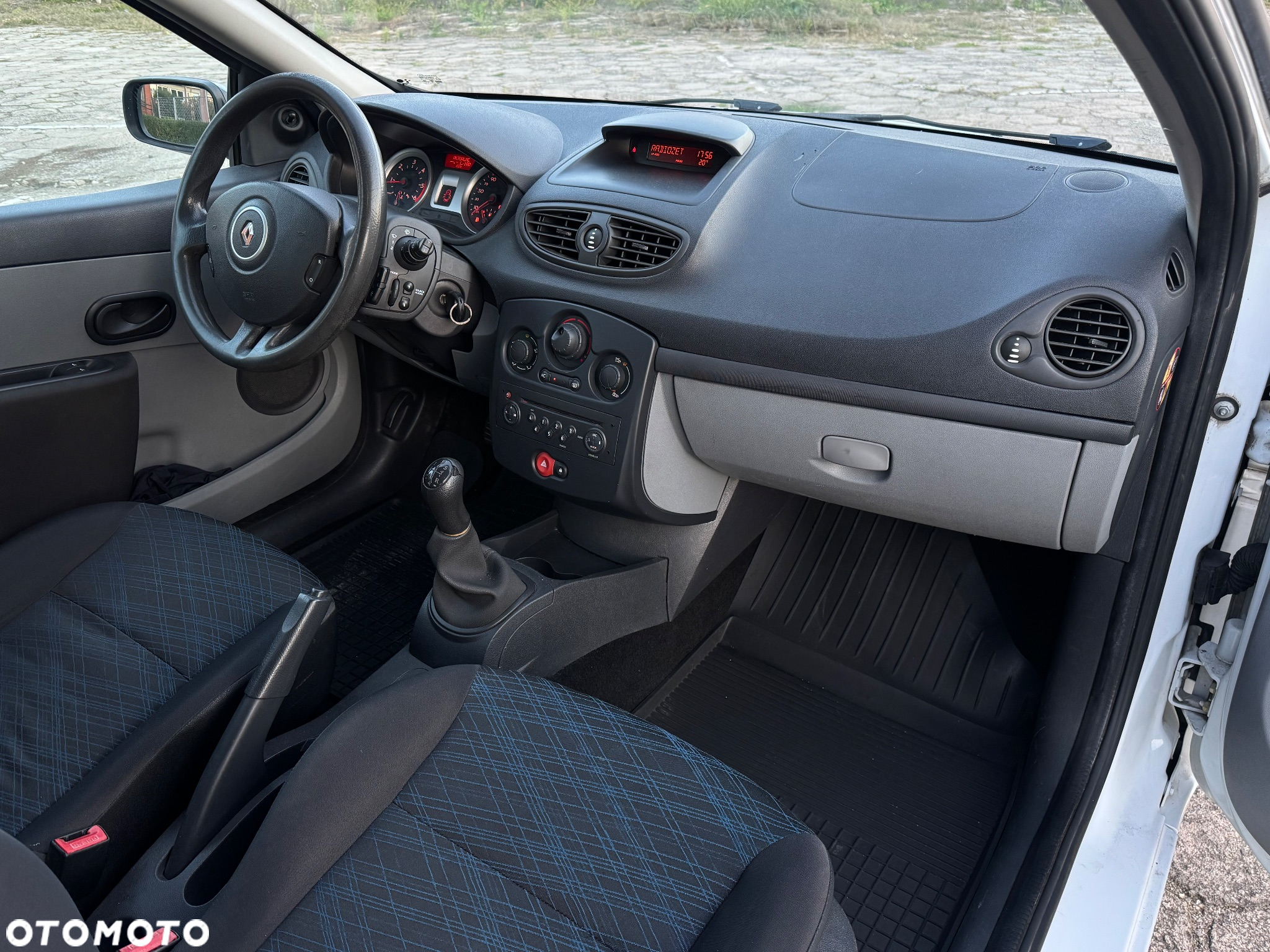 Renault Clio 1.5 dCi Alize - 6