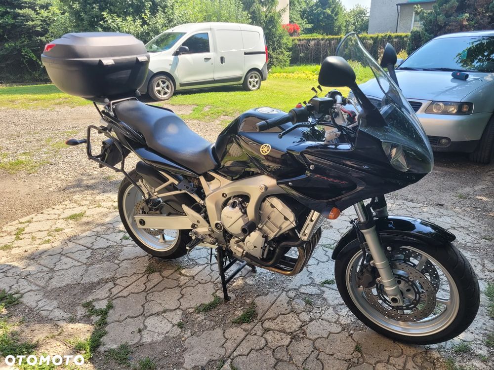 Yamaha FZ6 - 2