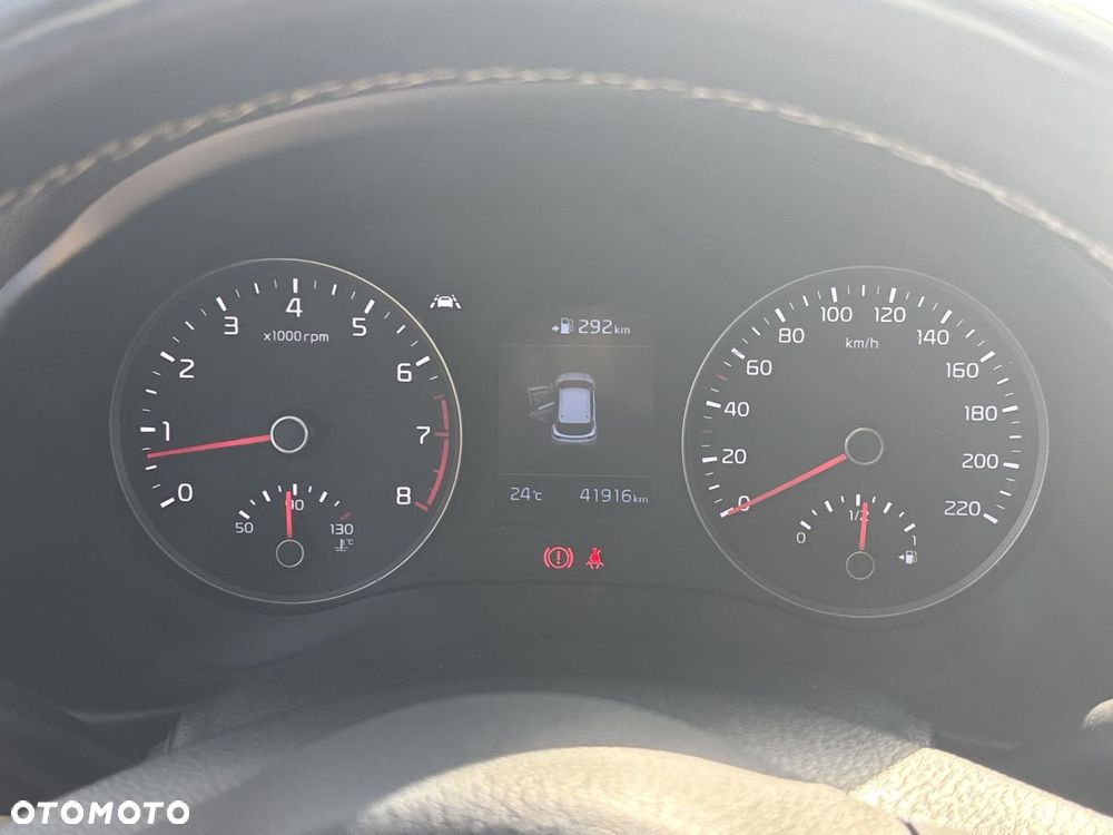 Kia Stonic 1.4 L - 14