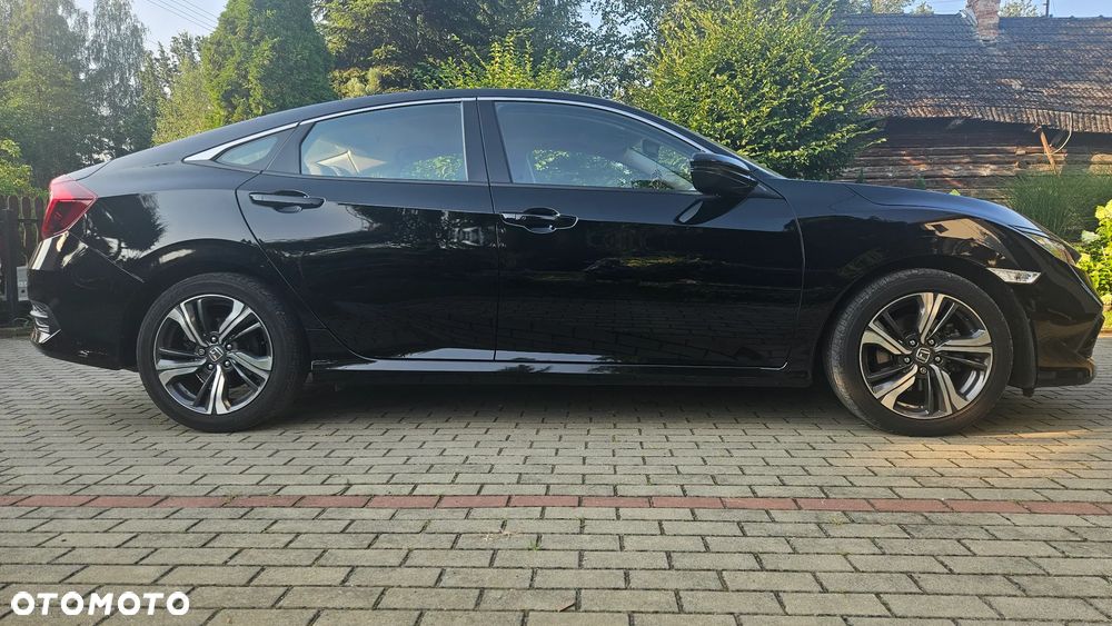 Honda Civic 1.5 T Executive CVT - 1