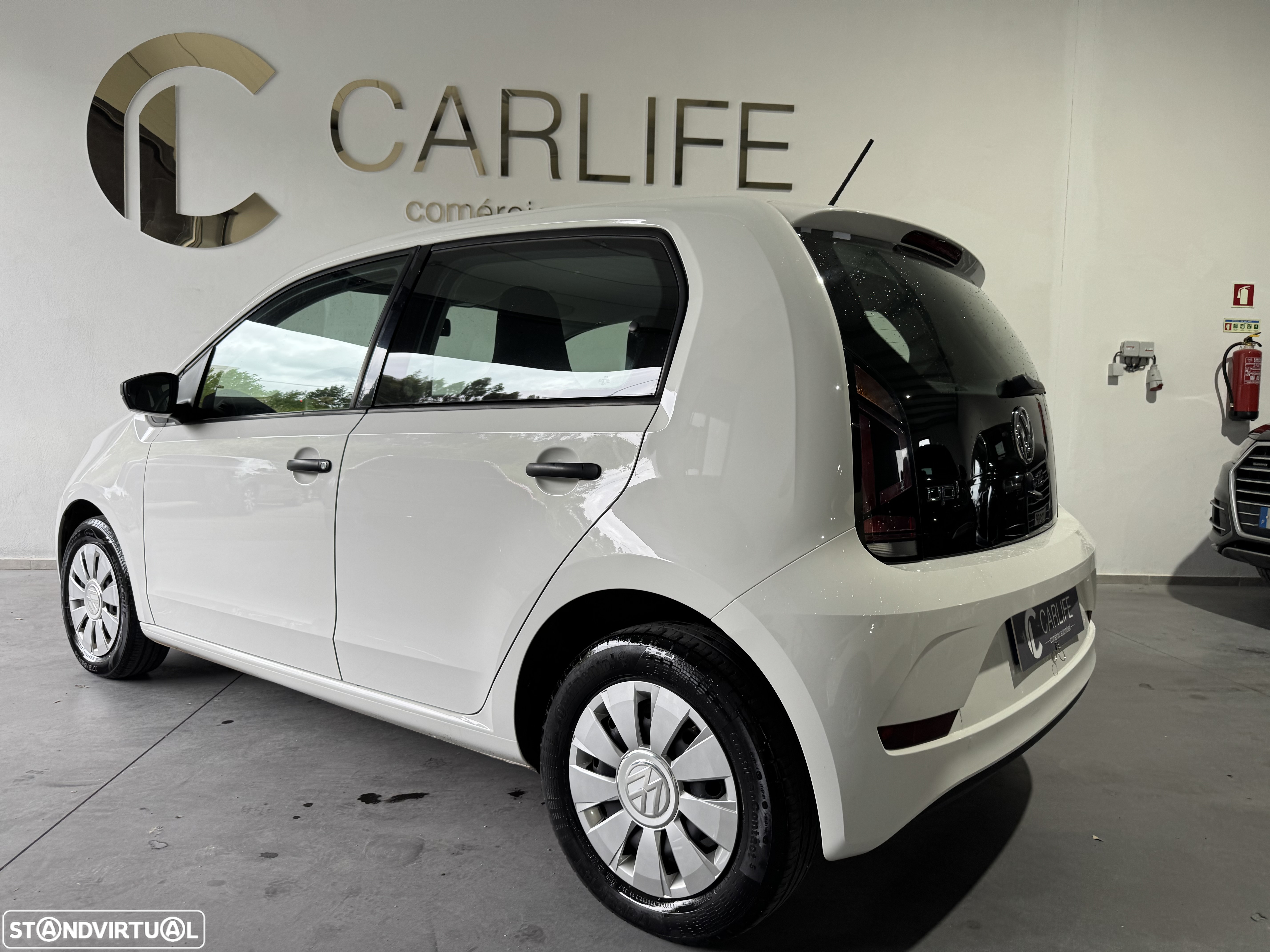 VW Up! Active - 4