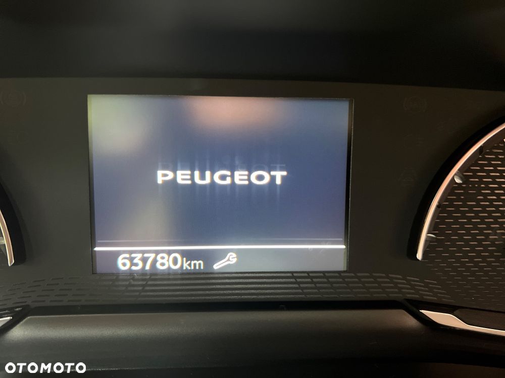 Peugeot 208 PureTech 100 EAT8 Allure Pack - 30