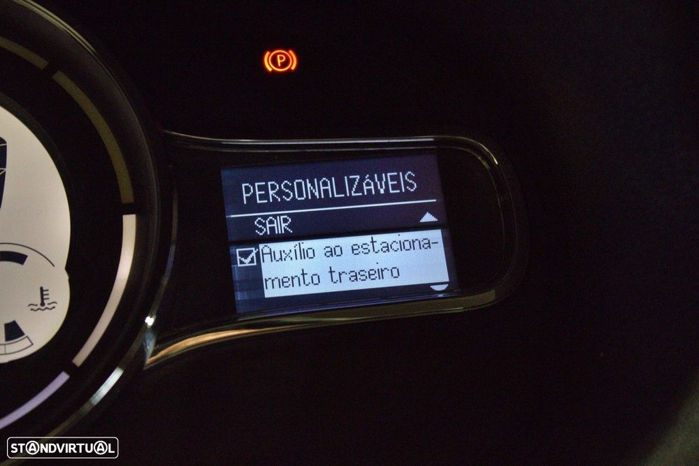 Renault Mégane 1.5 dCi Dynamique S EDC - 29