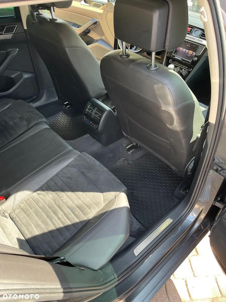 Volkswagen Passat 2.0 TDI BMT SCR Highline DSG7 - 24