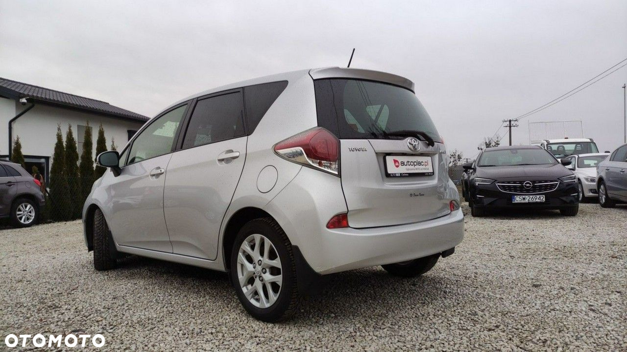 Toyota Verso S - 4