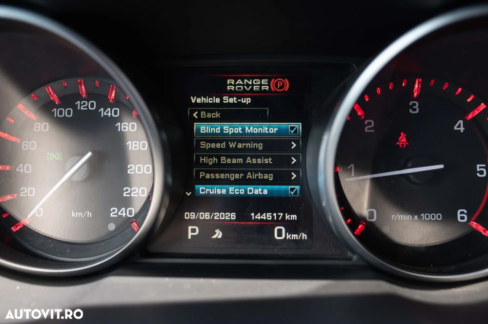 Land Rover Range Rover Evoque - 39