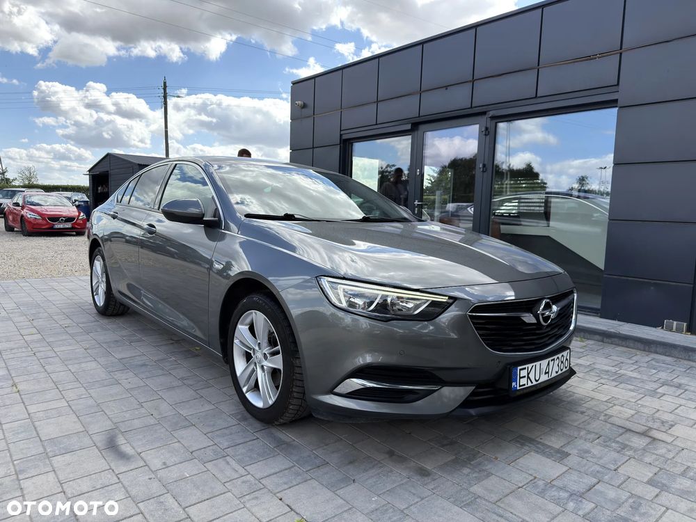 Opel Insignia 1.5 T Exclusive S&S - 17