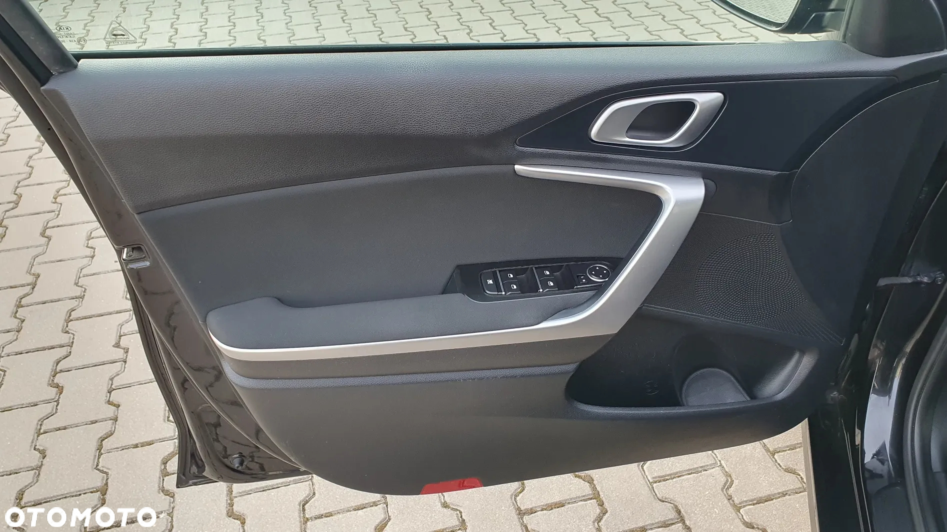 Kia Ceed 1.6 CRDi SCR M - 20