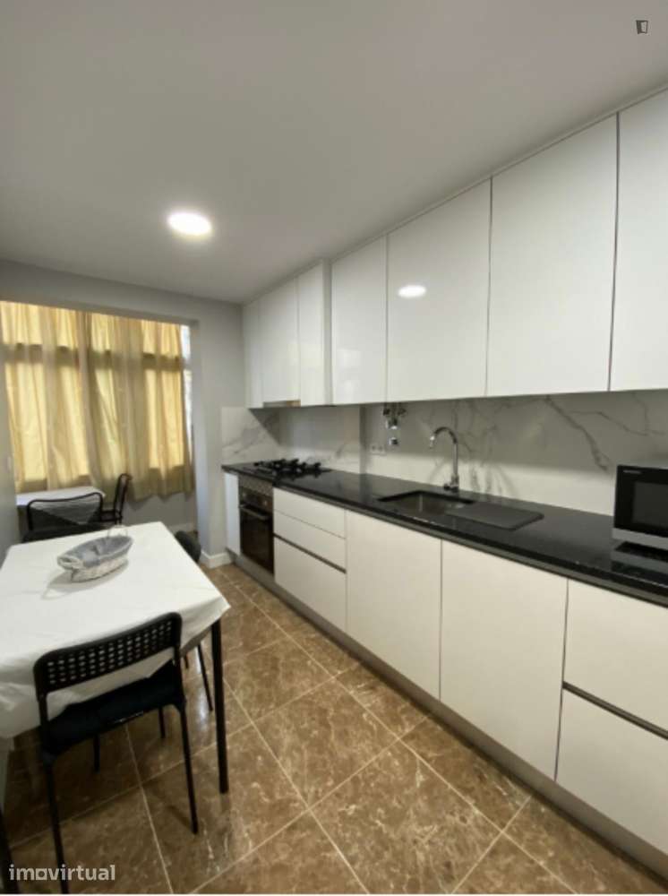 Apartamento com 2 quartos - localizado em Benfica Lisbon - Grande imagem: 5/9