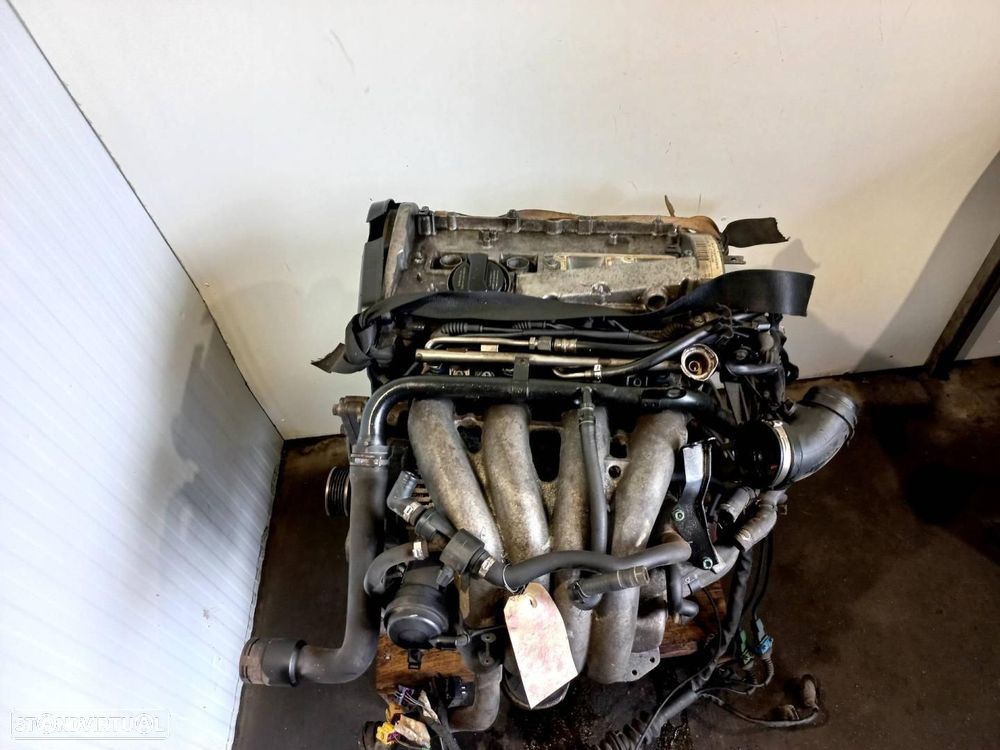 MOTOR COMPLETO AUDI A4 BERLINA B5 REF. ADR - 1