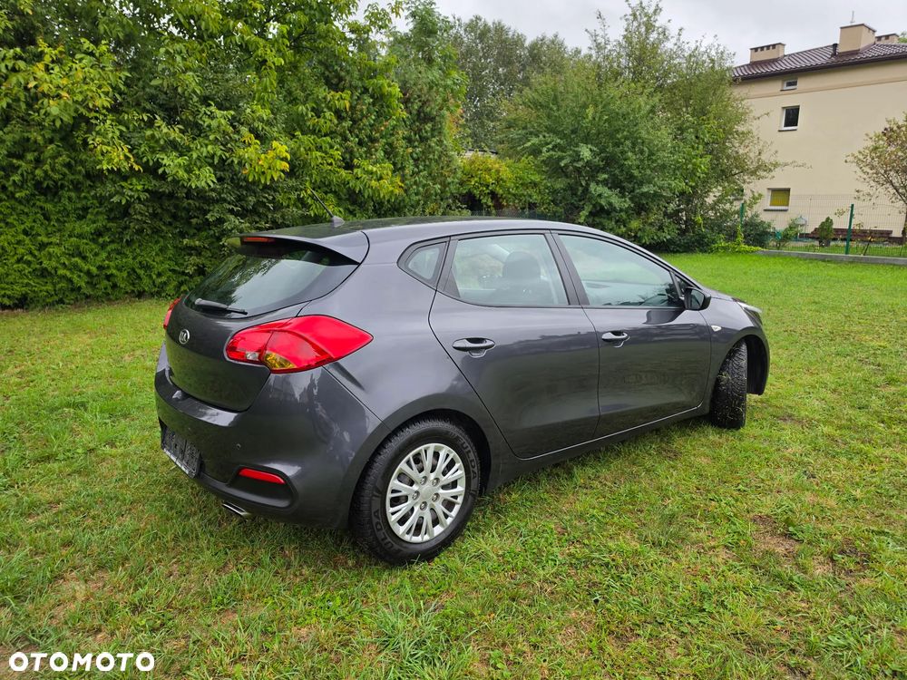Kia Ceed 1.4 CVVT Attract - 15