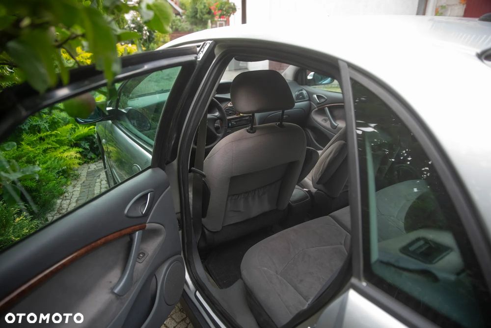 Citroën C5 2.2 HDi Exclusive - 8