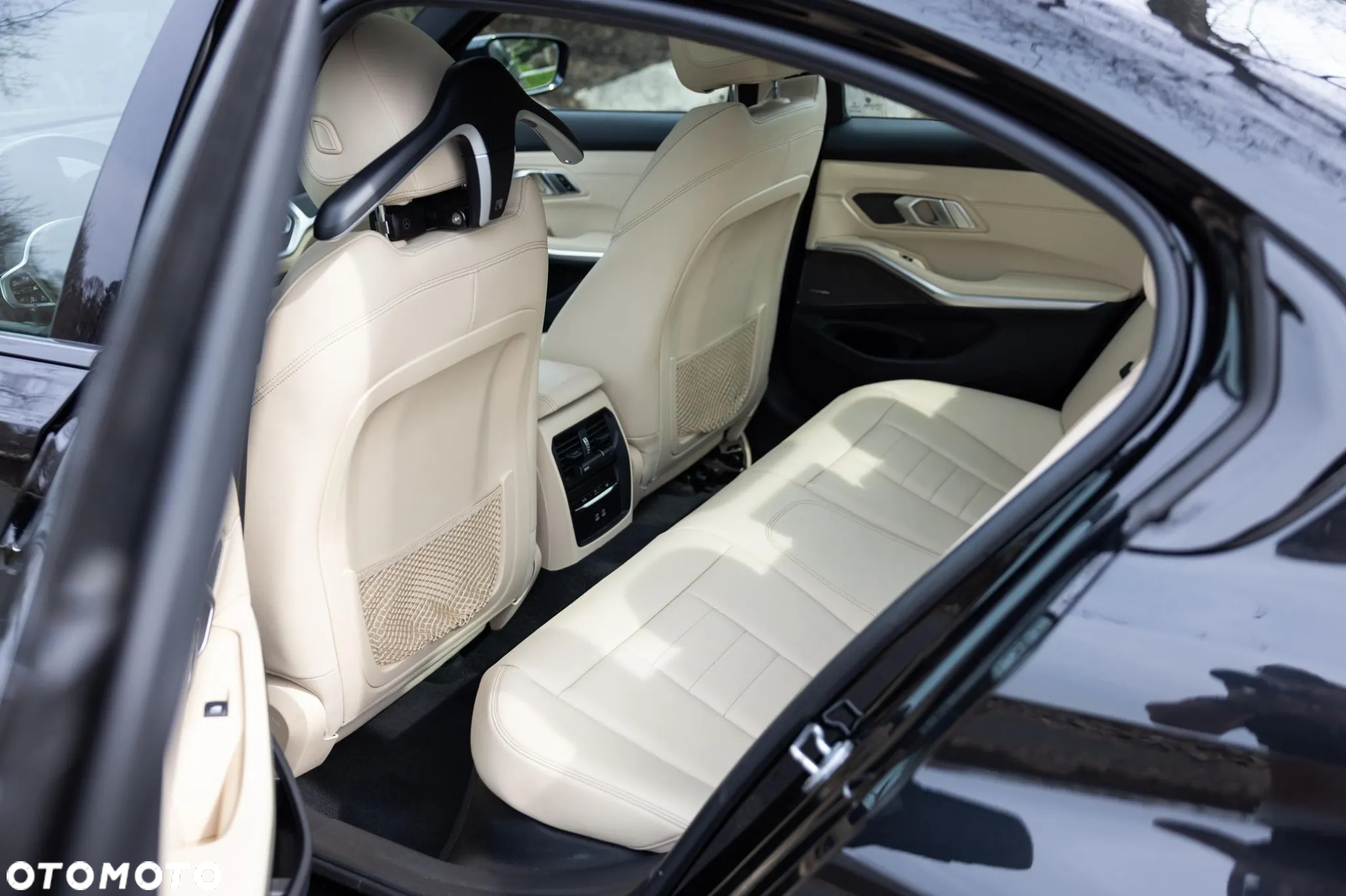 BMW Seria 3 330e PHEV xDrive M Sport sport - 11