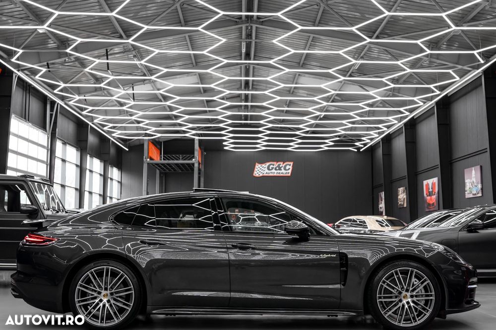Porsche Panamera 4 E-Hybrid - 29