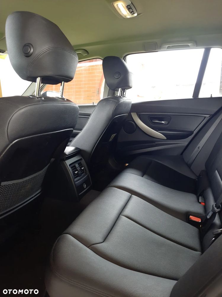 BMW Seria 3 - 10
