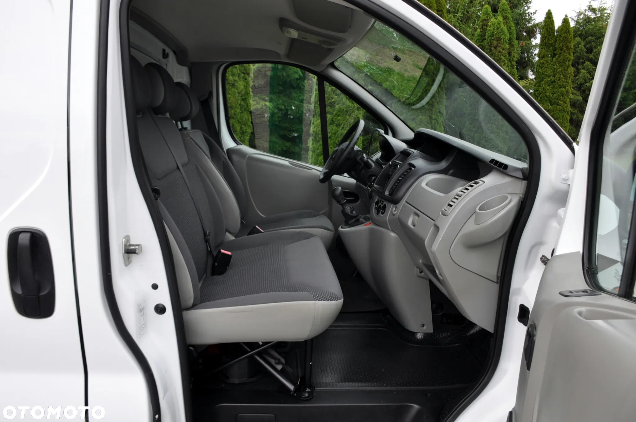 Opel VIVARO - 18