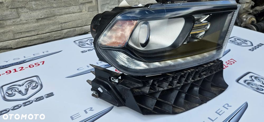 Dodge Durango III LIFT 2014- Kompletny reflektor prawy Lampa prawa 68299130AC P68299130AC Oryginalna MOPAR WERSJA RT GT CZARNY ŚRODEK - 5