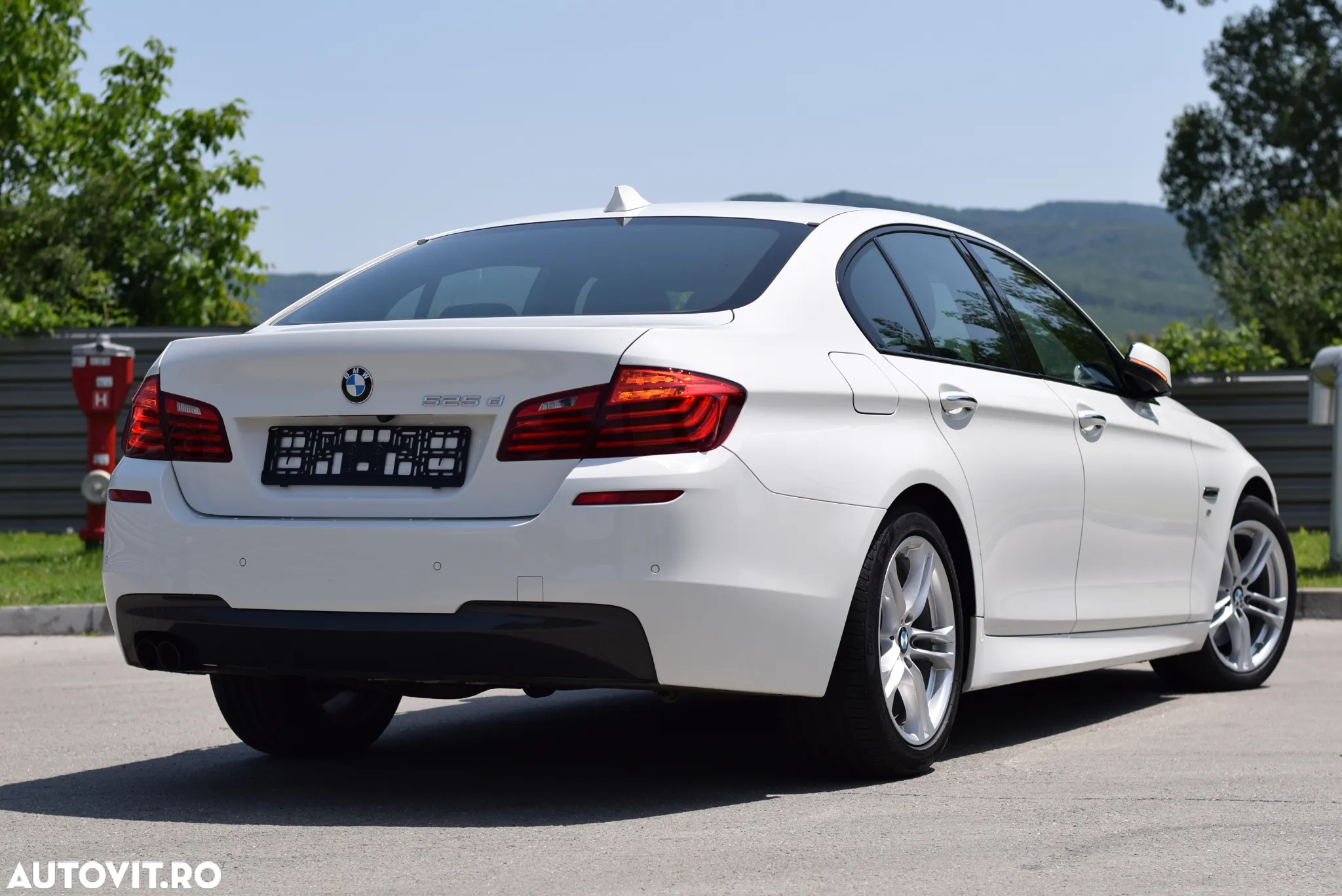 BMW Seria 5 525d Sport-Aut. - 5
