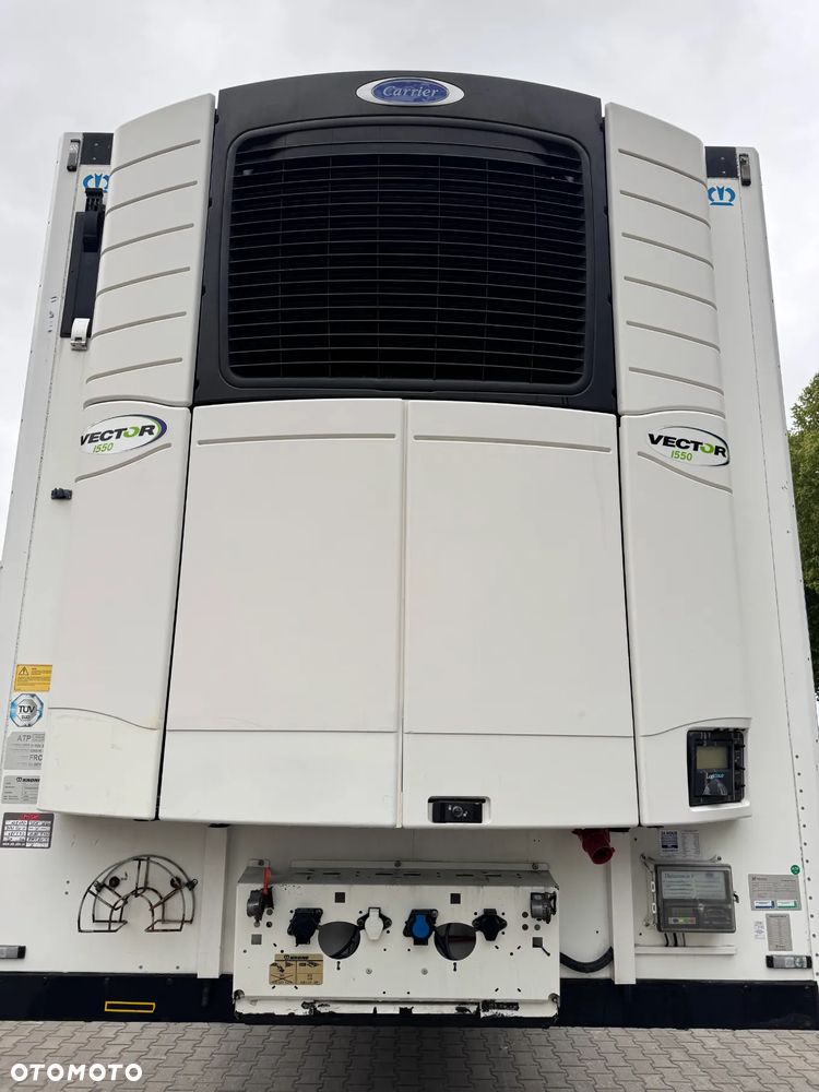 Krone Hakowa, Carrrier Vector 1550 - 32