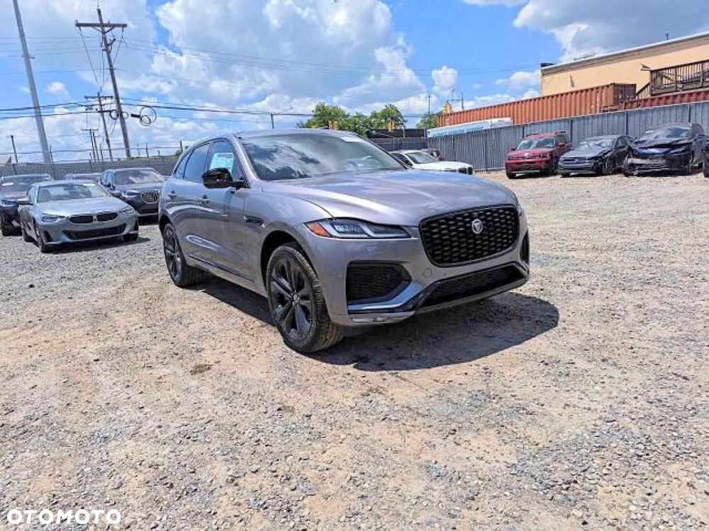 Jaguar F-Pace - 6