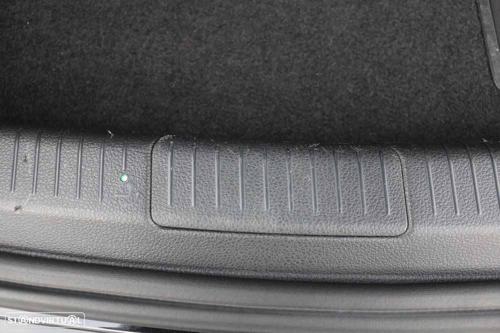 VW Golf 2.0 TDI (BlueMotion ) Comfortline - 35