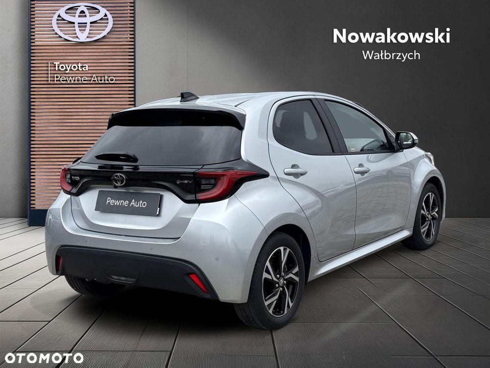 Toyota Yaris Hybrid 1.5 Style - 3