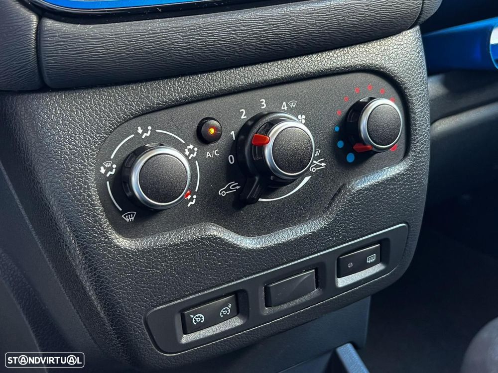 Dacia Lodgy 1.5 Blue dCi Stepway 7L - 11