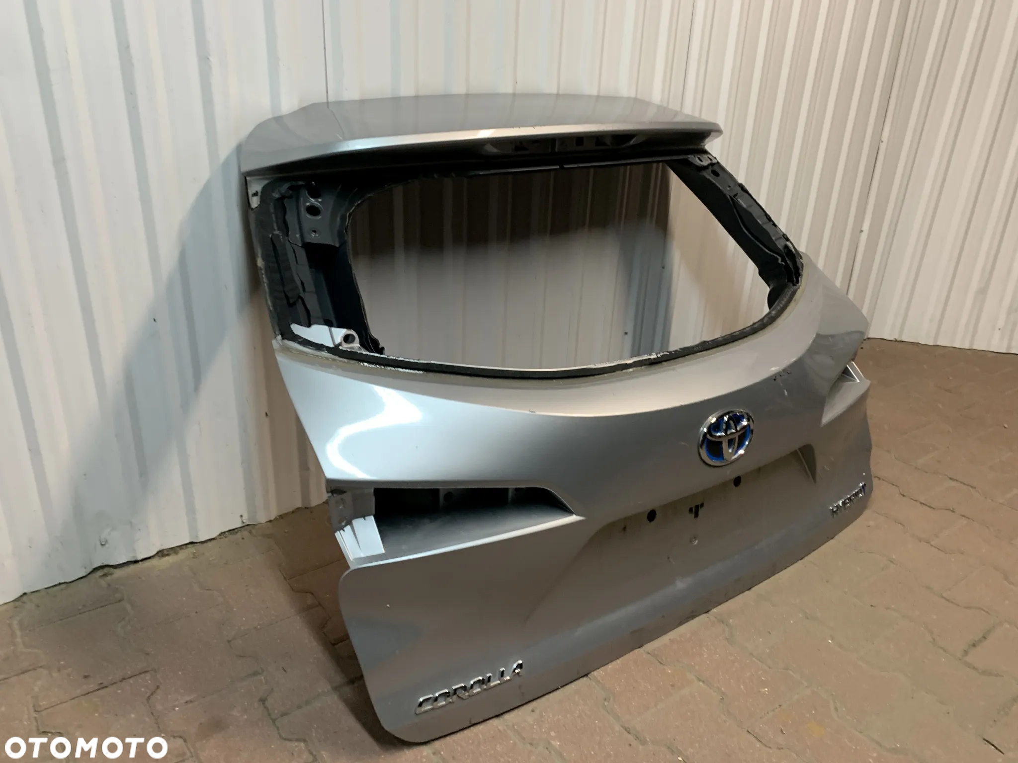 TOYOTA COROLLA XII E21 KOMBI 2019- KLAPA BAGAŻNIKA TYLNA TYŁ - 2