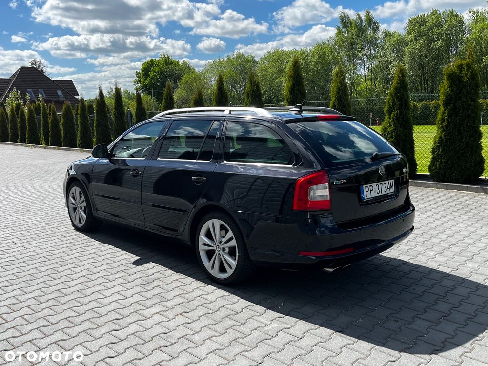 Skoda Octavia 2.0 TDI DPF RS - 6
