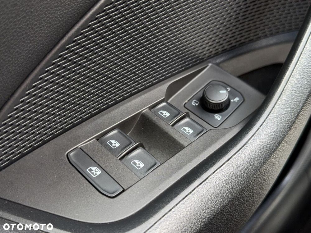 Skoda Octavia 2.0 TDI Sportline DSG - 22