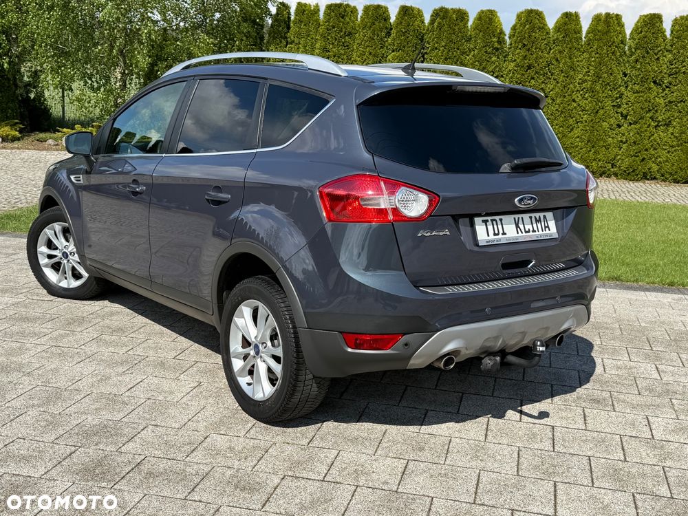 Ford Kuga 2.0 TDCi 2x4 Titanium - 3