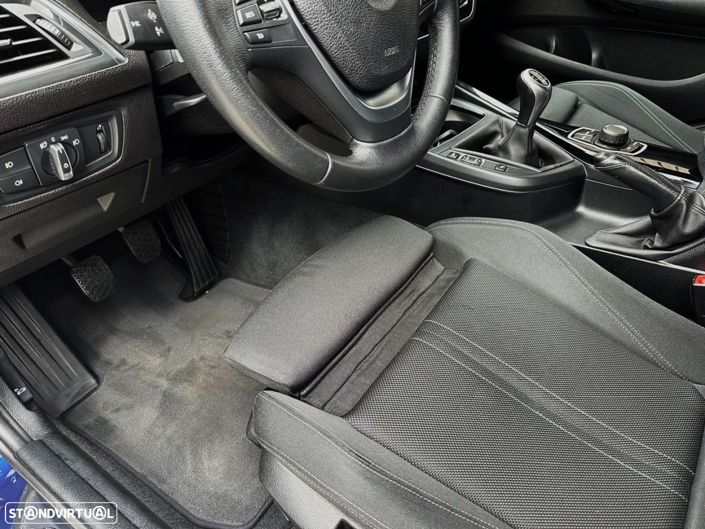 BMW 116 d EDynamics Advantage - 29