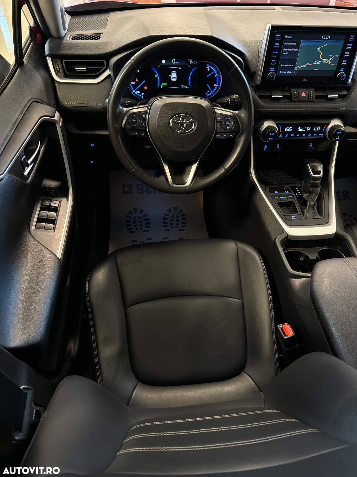 Toyota RAV4 2.5 4x2 Hybrid Team Deutschland - 21