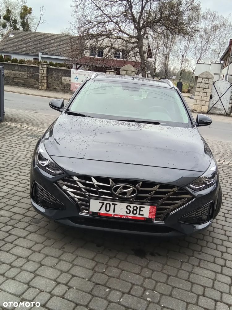 Hyundai i30 1.5 Intro - 2