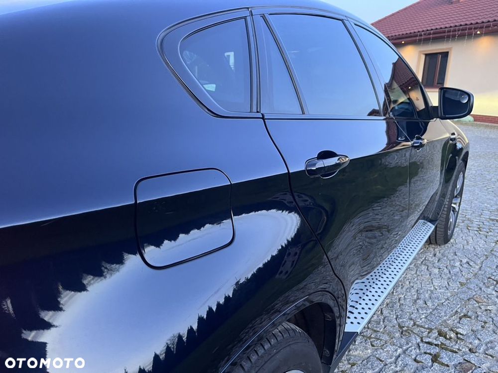 BMW X6M - 25