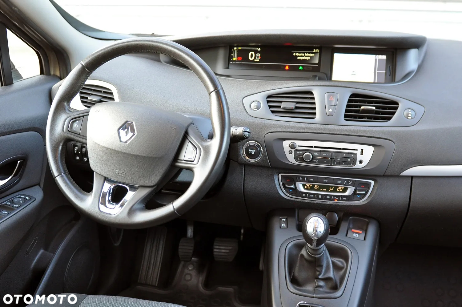 Renault Scenic ENERGY TCe 130 INTENS - 13