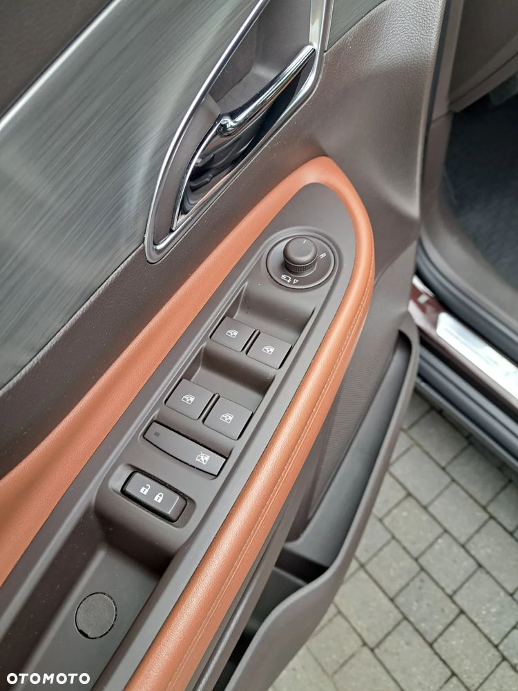 Opel Mokka 1.4 T Cosmo EU6 - 28